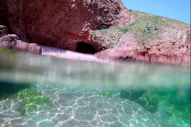 Berlengas Island Catamaran Tour + Snorkeling - Snorkeling is included, but the sea sets the terms