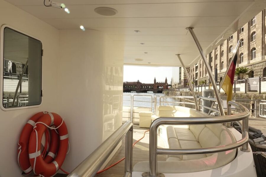 Berlin: Exclusive Boat Tour on a Solar-Powered Catamaran - Museum Island and Berlin’s government quarter