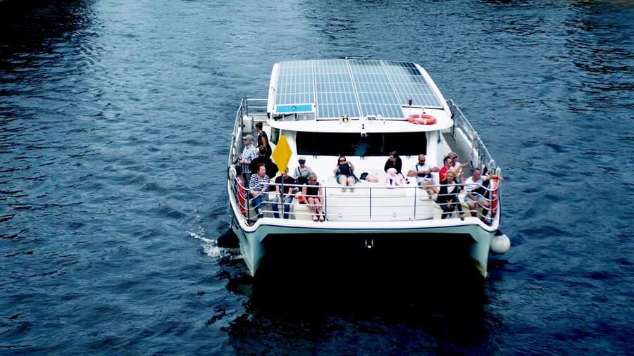 Berlin: Exclusive Boat Tour on a Solar-Powered Catamaran - Is $41 good value for 150 minutes?