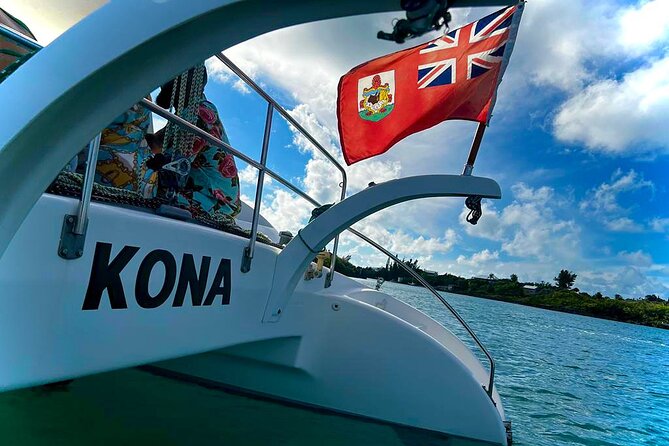 Bermuda Private Catamaran:Snorkeling, Shipwrecks & Cliff Jumping - Setting out with Bryan or Jonas