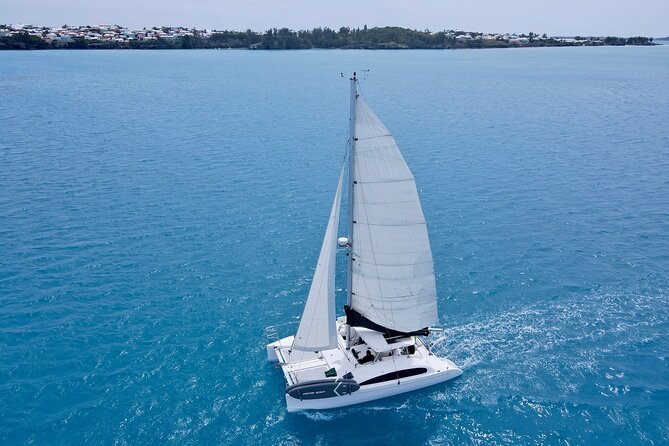 Bermuda Private Catamaran:Snorkeling, Shipwrecks & Cliff Jumping - Snorkeling over reefs and shipwrecks