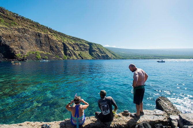 Big Island: Captain Cook Snorkel On A Power Catamaran With Lunch - What the crew adds to the experience