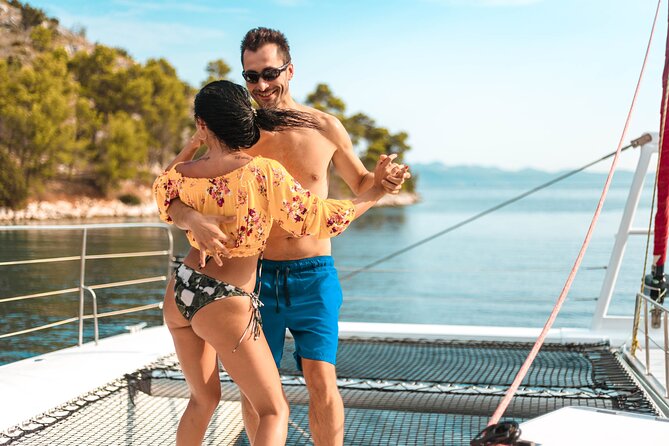 Blue Lagoon, Trogir & Čiovo catamaran tour with Food and Drinks - Comfort, crowd size, and who should book