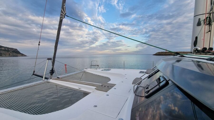 Boat in Algarve - Luxury Catamaran - Lagos - Food, drinks, and the optional Algarve meal