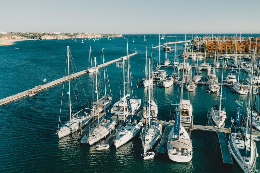 Boat in Algarve - Luxury Catamaran - Portimão - Food, drinks, and the real cost