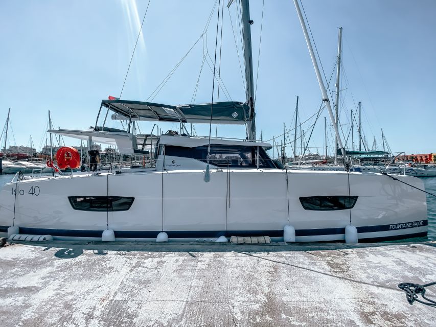 Boat in Algarve - Luxury Catamaran - Portimão - Choosing three hours or six hours