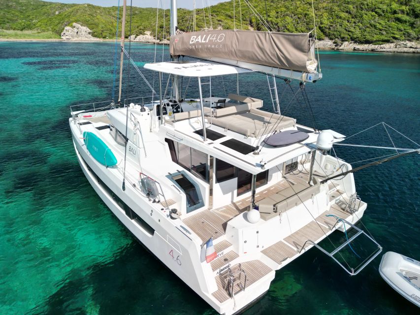 Bonifacio: sunset catamaran trip and aperitif - A comfortable catamaran instead of a crowded party boat