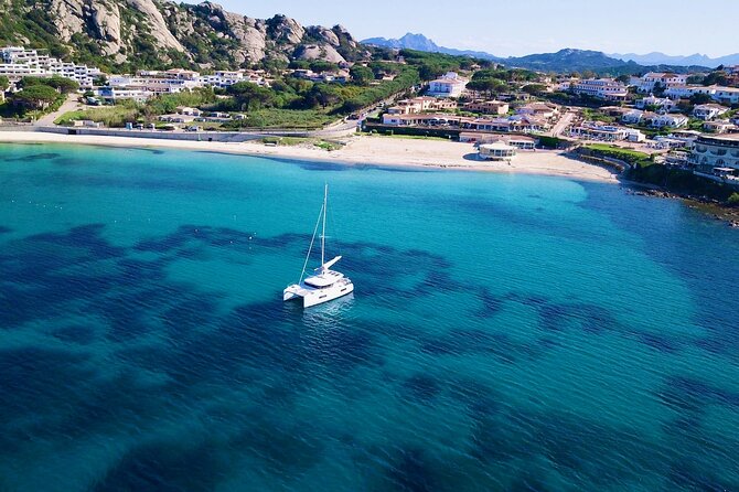 By Catamaran to the La Maddalena Archipelago from Poltu Quatu - What happens on a windy day