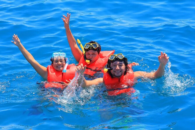 Cabo San Lucas Catamaran Cruise: Snorkel or Sunset Adventure - What the catamaran is like for three hours