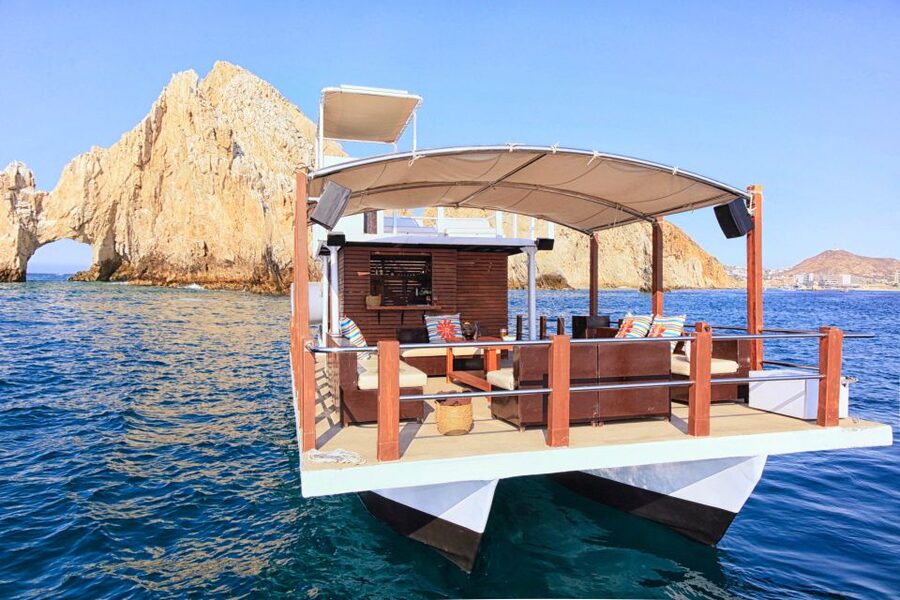 Cabo San Lucas: Private Catamaran Tour with Snorkeling - The crew and the private-group advantage