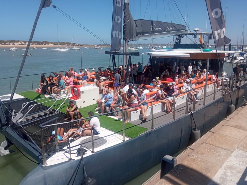 Cádiz: Sunset Catamaran Cruise Tours - Music, commentary, and the mood onboard