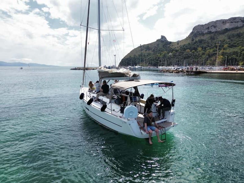 Cagliari: Catamaran Tour, Swimming, Snorkeling, & Prosecco - Cala Fighera: more time to enjoy the water