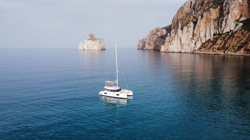 Cagliari: Catamaran Tour to the Gulf of the Angels - An aperitif with Sardinian flavor