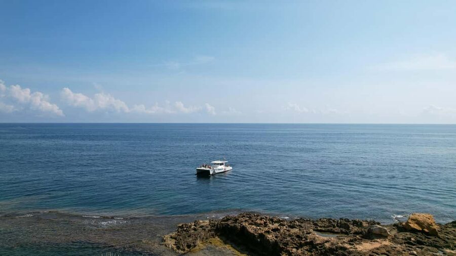 Calpe: Motor catamaran with a swim stop and optional lunch - The Swim Stop Near a Beach