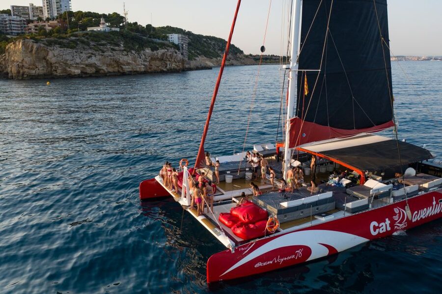Cambrils: Catamaran Cruise with Drinks and BBQ Lunch Option - Boarding in Cambrils and claiming your bed