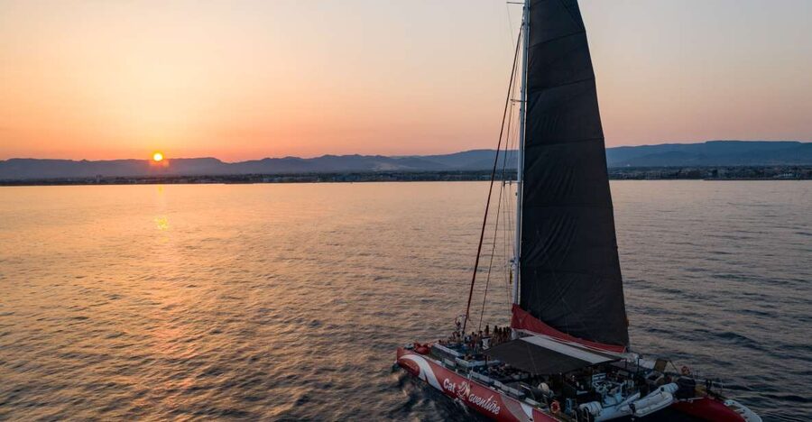 Cambrils: Sunset Catamaran Cruise & Drinks w/ Sunbed - The first 45 minutes: open water and Costa Dorada views