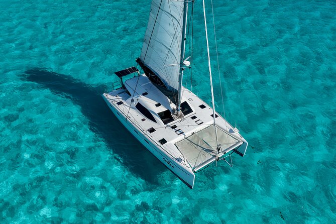 Cancún Catamaran to Isla Mujeres + Snorkel, Open Bar & Lunch - Booking tips that protect your day