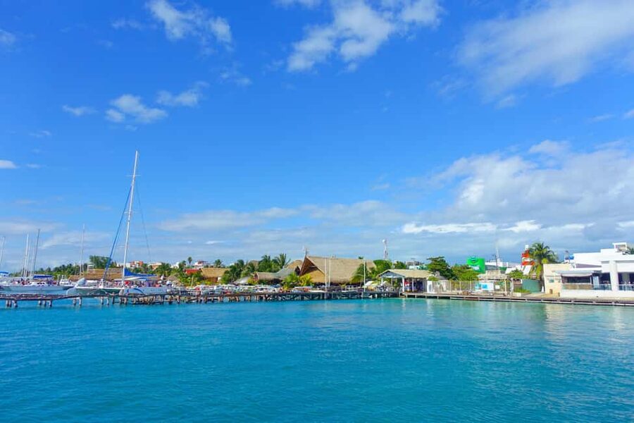 Cancun: Isla Mujeres Catamaran Ride, Open Bar & Buffet Lunch - Who will enjoy this catamaran day?