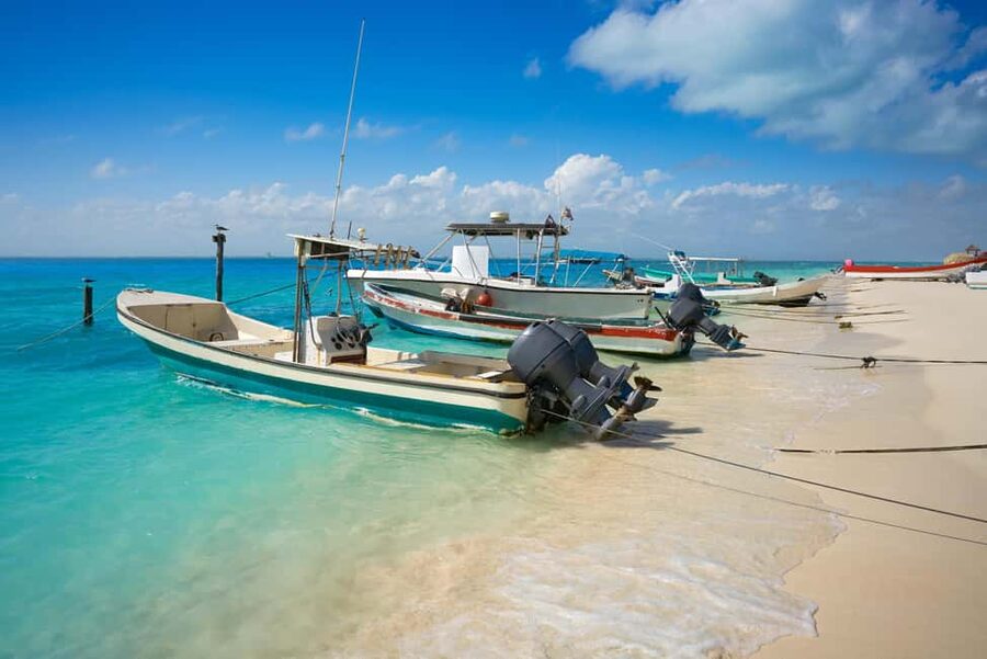 Cancun: Isla Mujeres Catamaran Ride, Open Bar & Buffet Lunch - Lunch and beach time at Isla Mujeres
