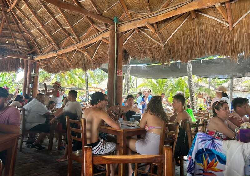 Cancun: Isla Mujeres Catamaran with buffet, drinks & snorkel - Who will enjoy this catamaran trip most