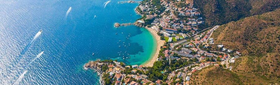 Cap Norfeu: Costa Brava Catamaran Trip with Underwater Views - Who should book this experience?