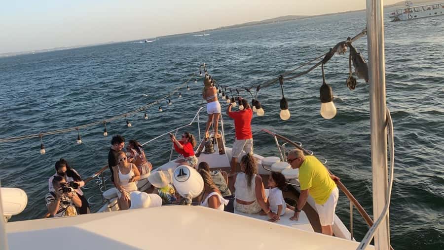 Cartagena: 4-course Culinary Experience aboard a catamaran - Setting off from Gate 4 at Muelle de la Bodeguita
