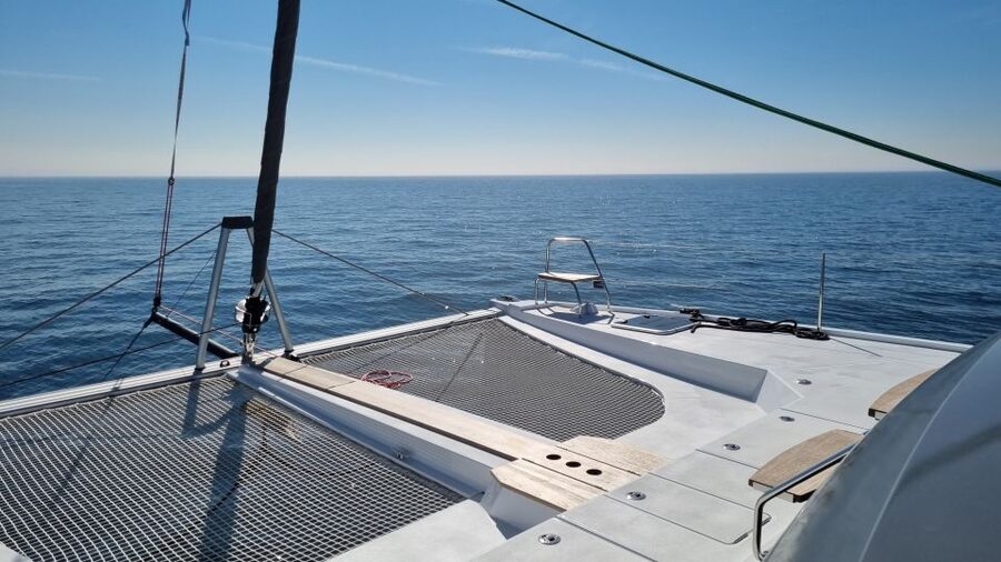 Cascais:Luxury Private Sailing Catamaran Cruise with a Drink - Choosing Lisbon or the western coast