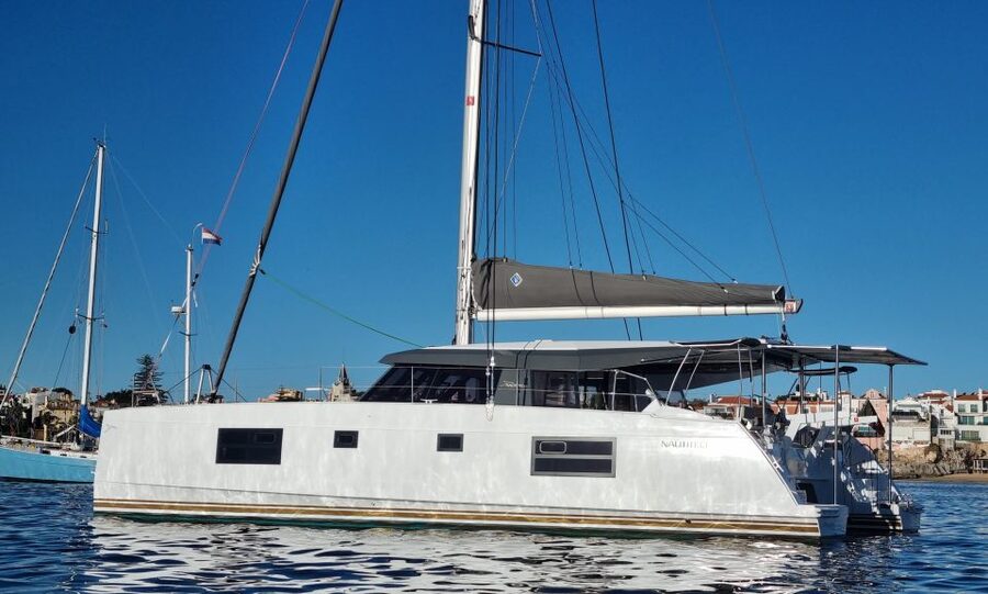 Cascais:Luxury Private Sailing Catamaran Cruise with a Drink - The drink, the crew, and the private setting