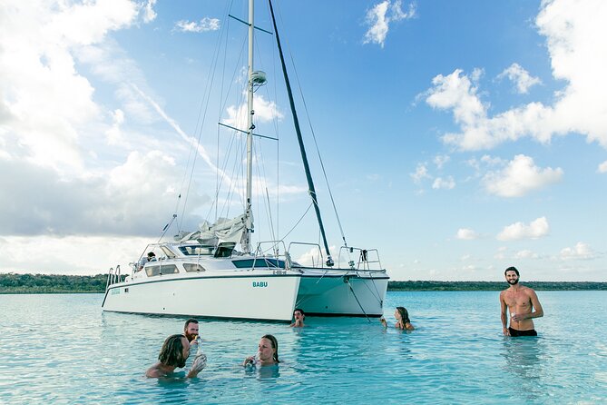 Catamaran Adventure: Sailing and Swimming in the Bacalar Lagoon - Group size, comfort, and pace