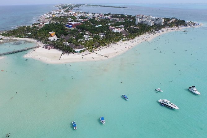 Catamaran adventure to Isla Mujeres with Snorkel,Buffet,Open Bar and Beach Club - Sailing from Cancun on an open-bar catamaran