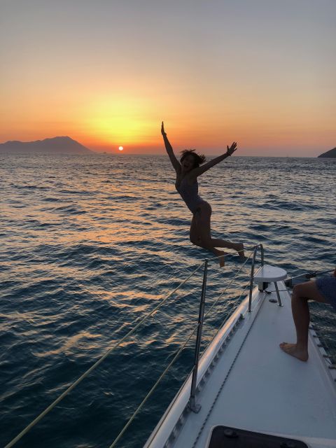 Catamaran Afternoon Cruise: Kleftiko half day with sunset - Sikia Cave and the western coast