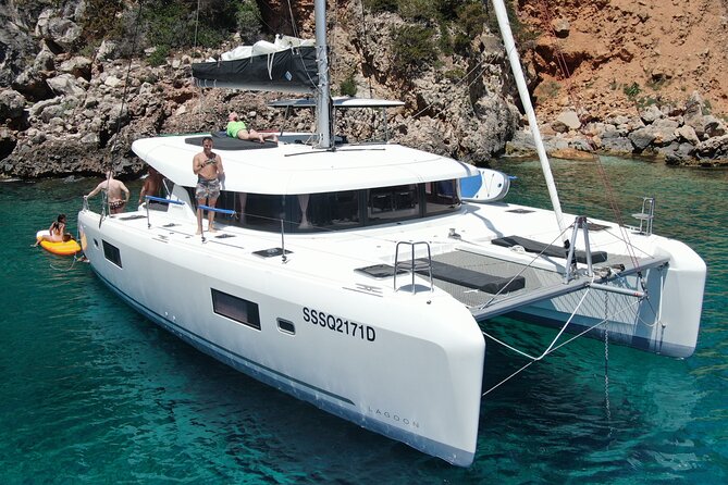 Catamaran Alghero, Catamaran Sailing Day Trip - Sailing Alghero’s Natural Park at an easy pace