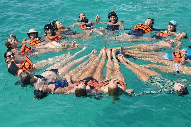 Catamaran and Snorkeling Party with Drink Included in Punta Cana - Group size, comfort, and the capacity question