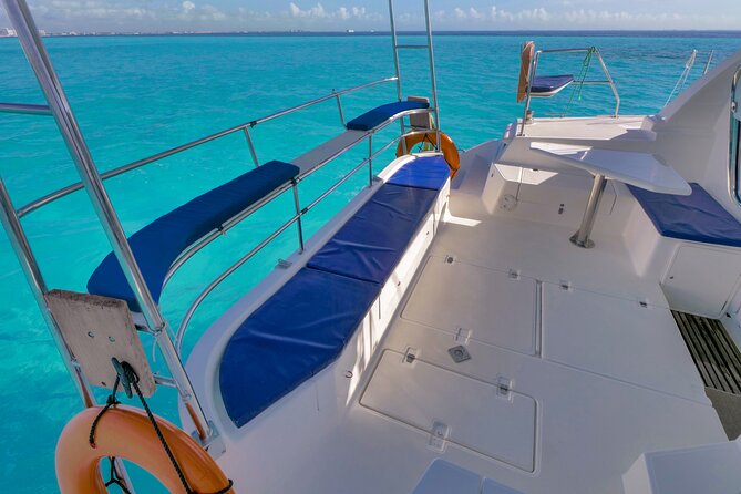 Catamaran Cancun to Isla mujeres Lunch OpenBar and Snorkeling - Snorkeling at Chaacmol coral reef