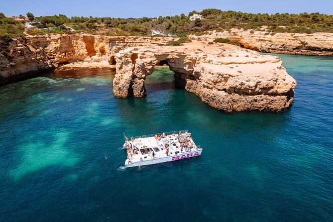 Catamaran Cruise: Caves and Coastline to Benagil - Weather, comfort, and seasickness