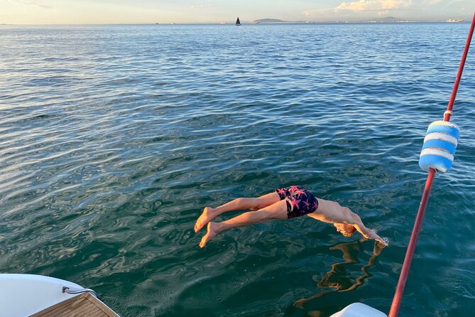 Catamaran Cruise in Cape Town - A sunset departure can change the mood