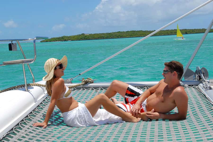 Catamaran cruise to Ile aux Cerfs from Pointe Jerome - Meeting the boat at Pointe Jerome