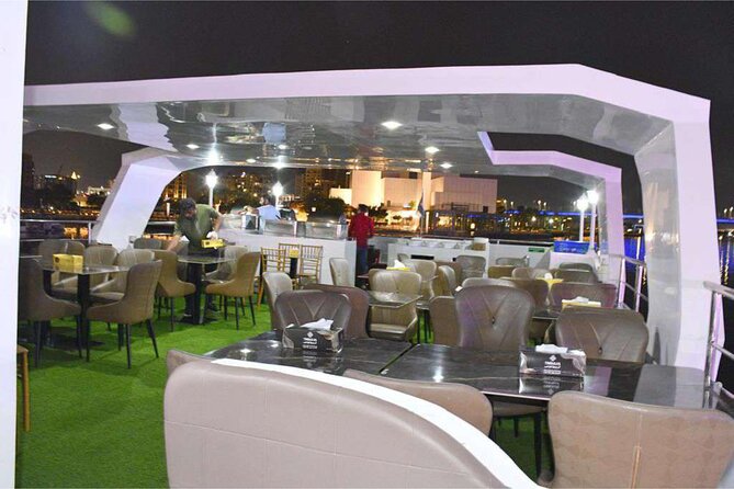 Catamaran Cruise with Dinner at Al Jaddaf Dubai - How Crowding Can Affect Your Evening