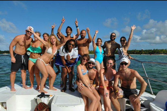 Catamaran cruise with Dunn's River falls from Ocho Rios - Boarding the Cool Runnings Catamaran