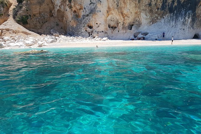 Catamaran Day Trip to the Cale di Orosei with Lunch - Piscine di Venere and Cala Birìala