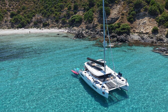 Catamaran Excursion Agriates Desert from Red Island - What the catamaran format adds