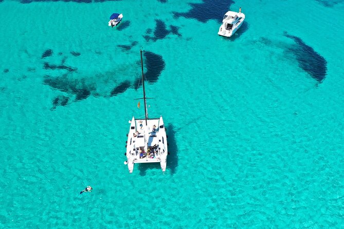 Catamaran excursions in the Asinara island National park - Stepping ashore at the former prison