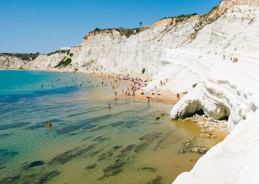 Catamaran excursions to the Scala dei Turchi - Seeing the Scala dei Turchi from the sea