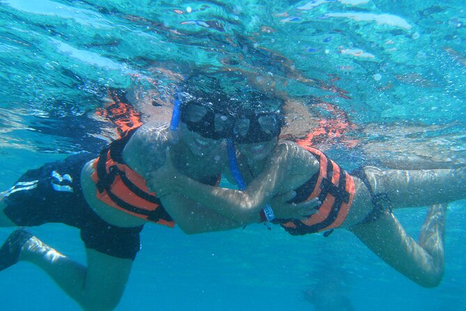 Catamaran family friendly Tour to Isla Mujeres with lunch - The return sail to Cancun