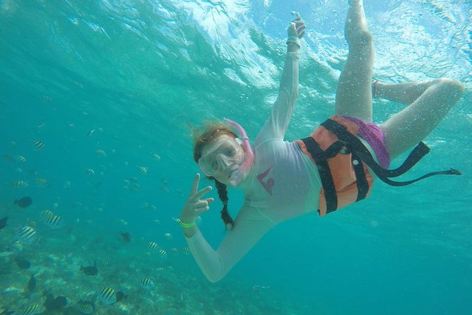 Catamaran Group Sightseeing, Snorkeling Tour Isla Mujeres - Lunch, comfort, and what to bring