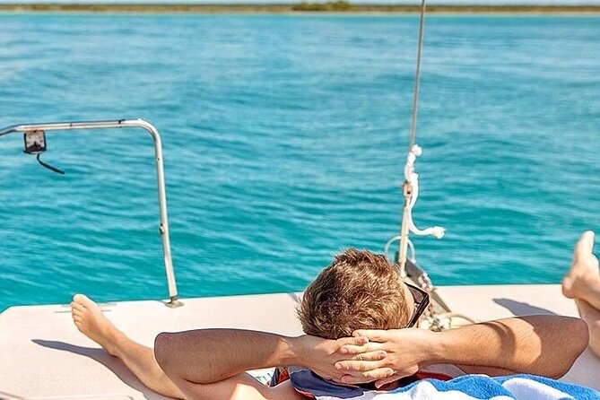 Catamaran Isla Mujeres Drinks and Lunch Party - Snorkeling near Isla Blanca