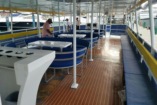 Catamaran Isla Mujeres Unlimited Departing from Playa del Carmen - Playa Norte gives you the best simple beach time