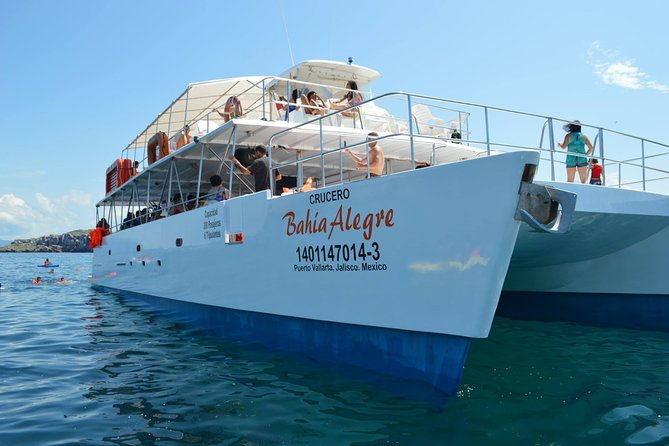 Catamaran Islas Marietas - Snorkel & Open Bar - Lunch, drinks, and the party-boat feel