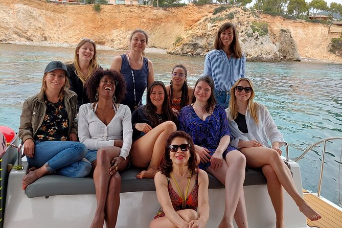 Catamaran Mallorca Eco Experience - First stop at Illetas