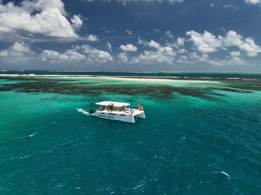 Catamaran Mauritius: South East 5 Islands Catamaran Cruises - Grand River South East Waterfall